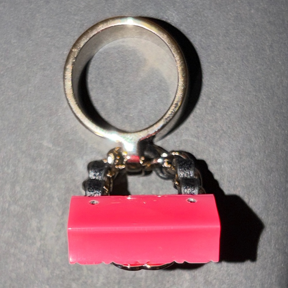 π CC bag π
Charm π Ring π Size 6 β¨ - Picture 7 of 9